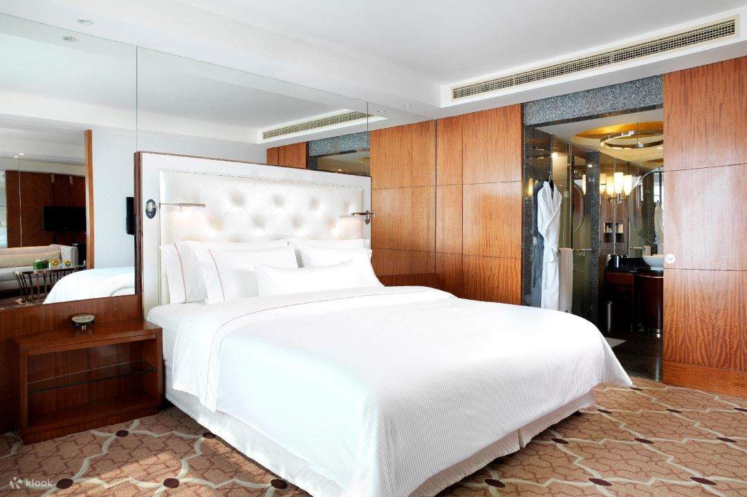 Kamar Westin Renewal